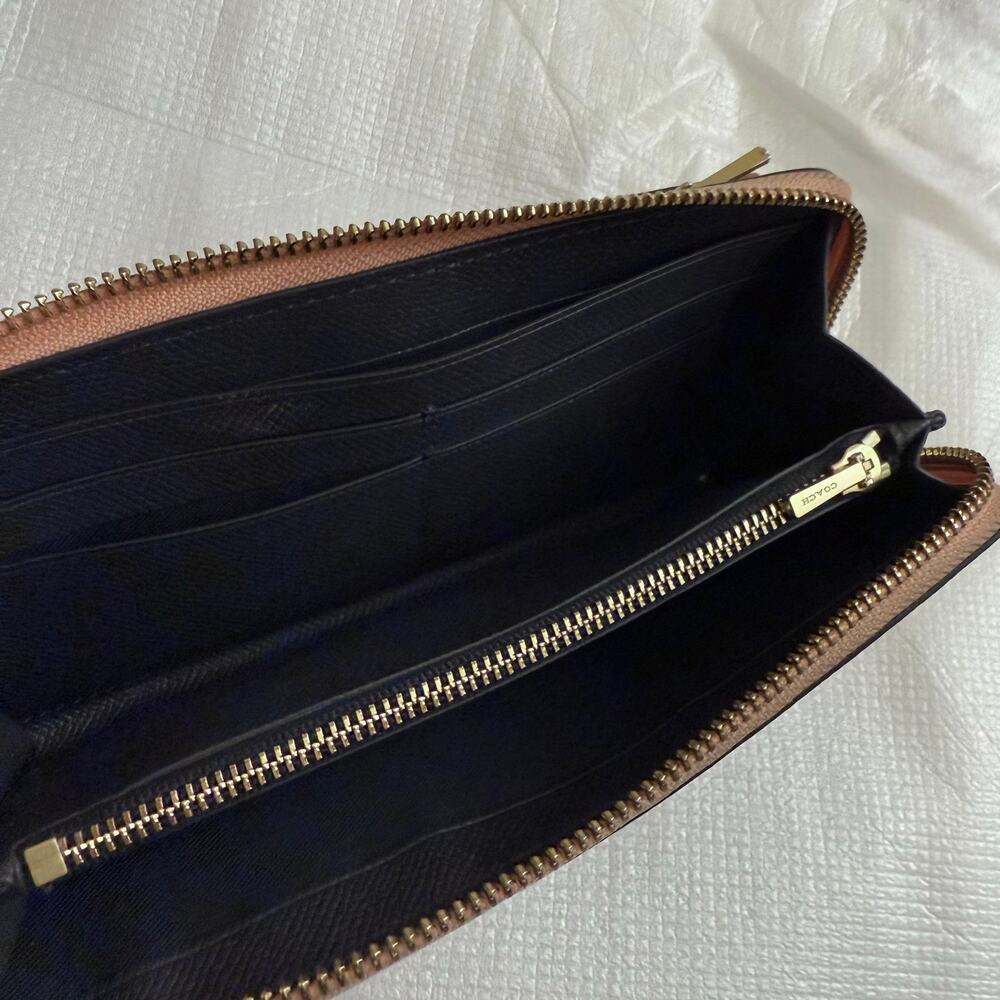 Coach Multifunction Zip Wallet Crossgrain Leather in Sunrise Multi F29940 - Picture 13 of 15